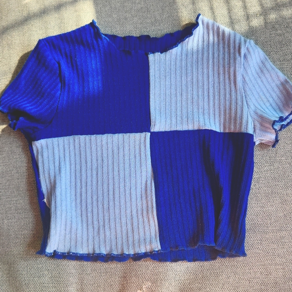 Multicolored crop top